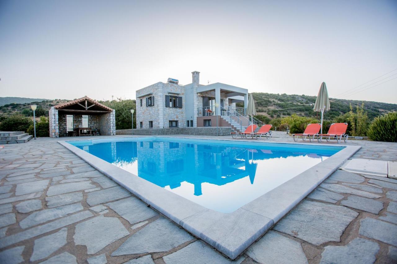 Raise Luxury Villas With A Great Sea View Of Astrosオリニ・メリゴウ エクステリア 写真