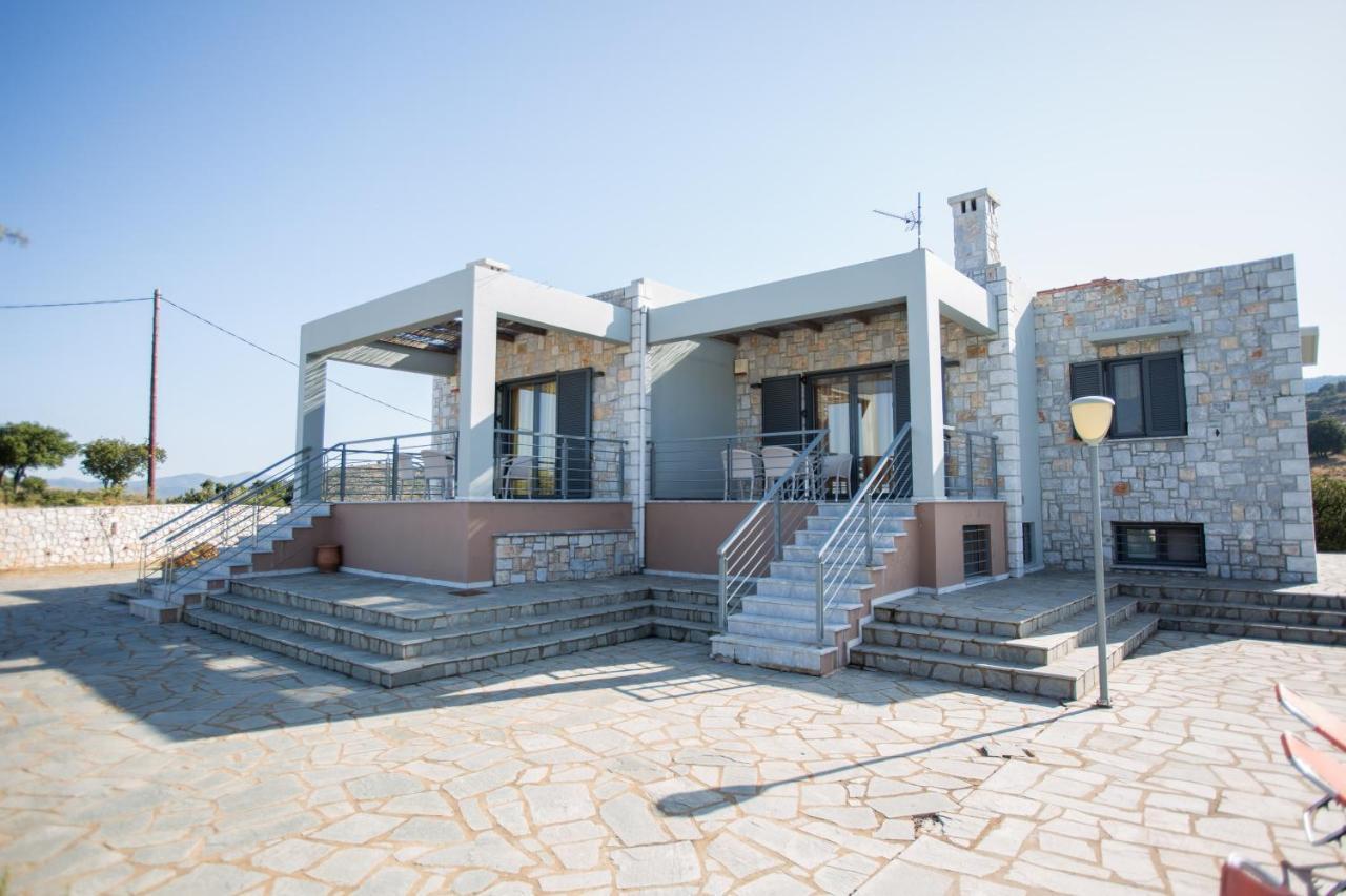 Raise Luxury Villas With A Great Sea View Of Astrosオリニ・メリゴウ エクステリア 写真