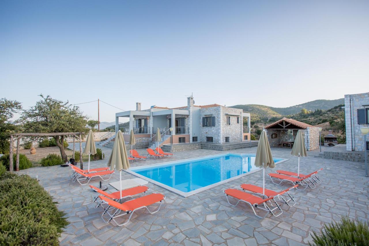 Raise Luxury Villas With A Great Sea View Of Astrosオリニ・メリゴウ エクステリア 写真