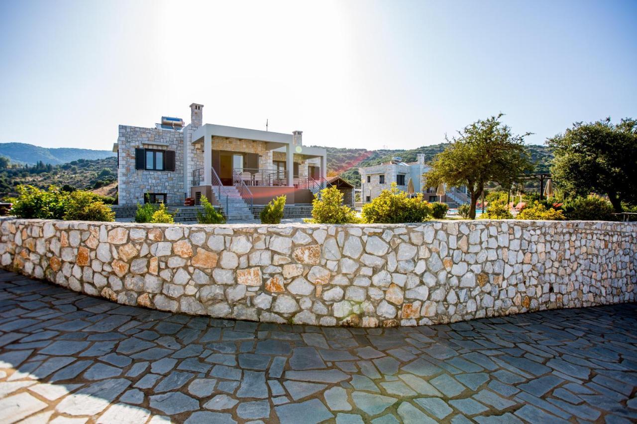 Raise Luxury Villas With A Great Sea View Of Astrosオリニ・メリゴウ エクステリア 写真