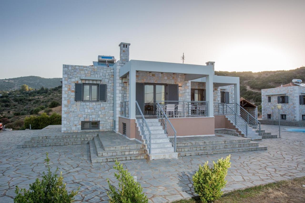 Raise Luxury Villas With A Great Sea View Of Astrosオリニ・メリゴウ エクステリア 写真